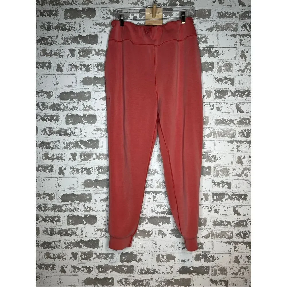Alaskan hard gear Duluth trading | women pink sweatpants joggers